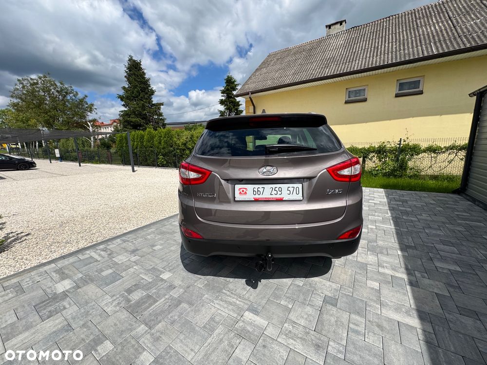 Hyundai ix35 1.6 2WD Fifa World Cup Edition - 16