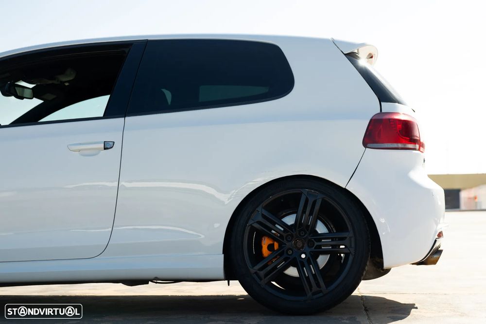 VW Golf 2.0 R DSG - 14