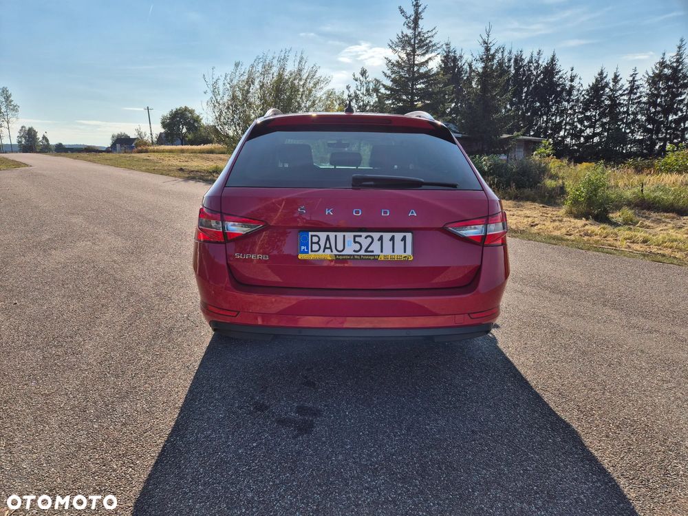 Skoda Superb Combi 2.0 TDI DSG Ambition - 3
