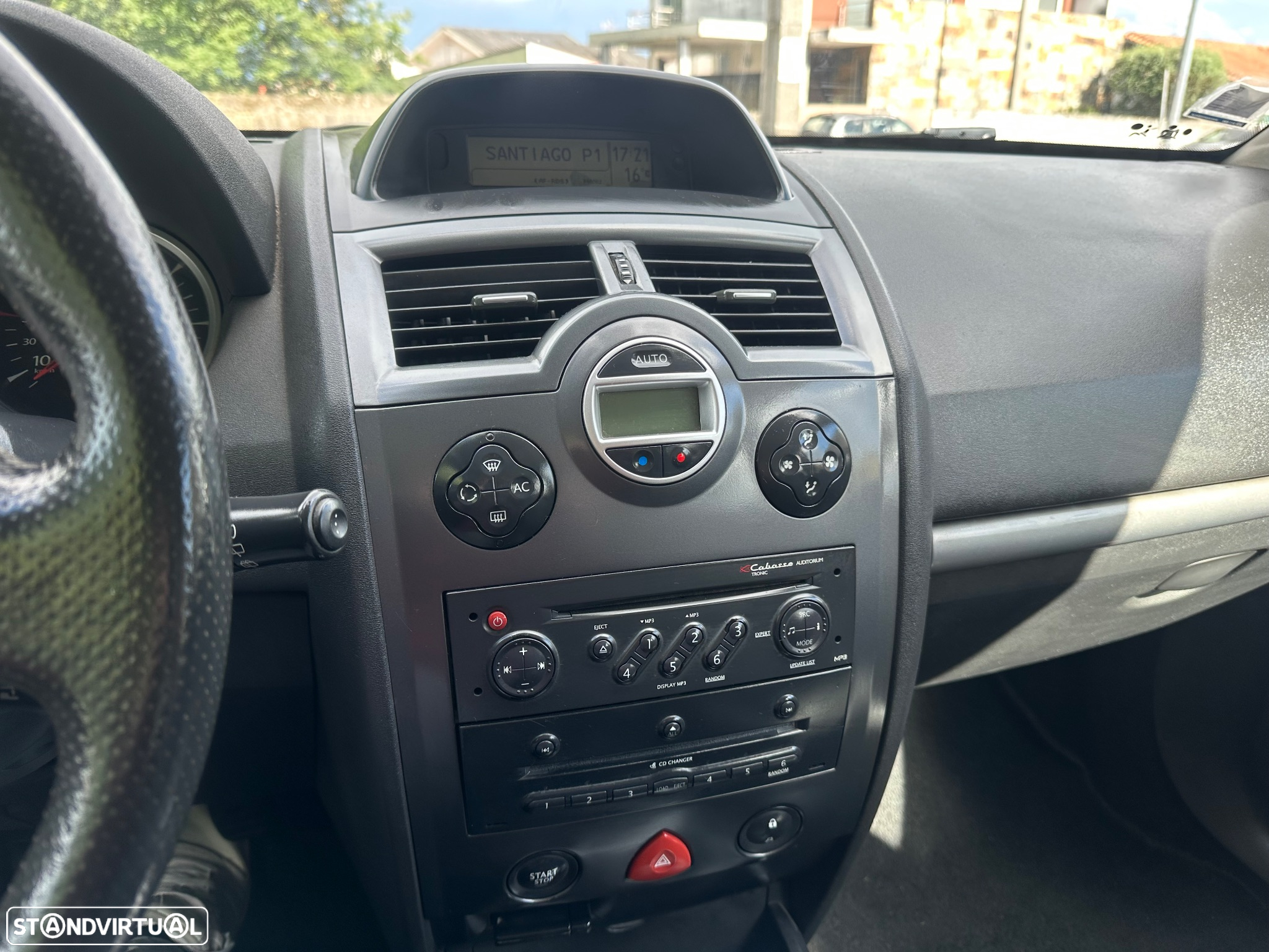 Renault Mégane Break 1.5 dCi Dynamique - 9