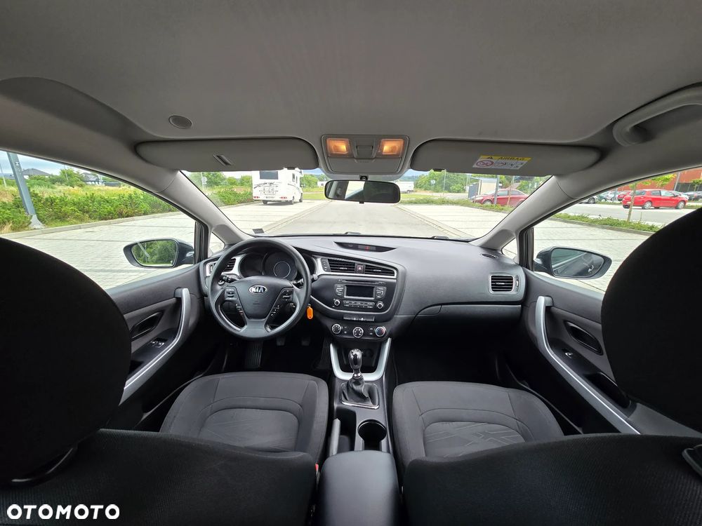 Kia Ceed 1.4 CRDi 90 Vision - 15