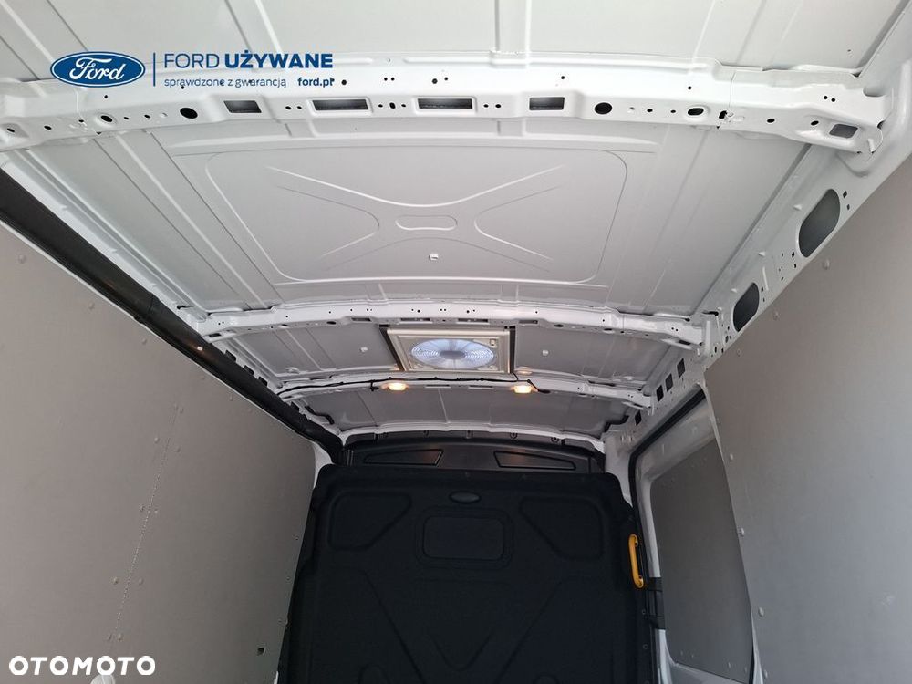 Ford Transit - 15
