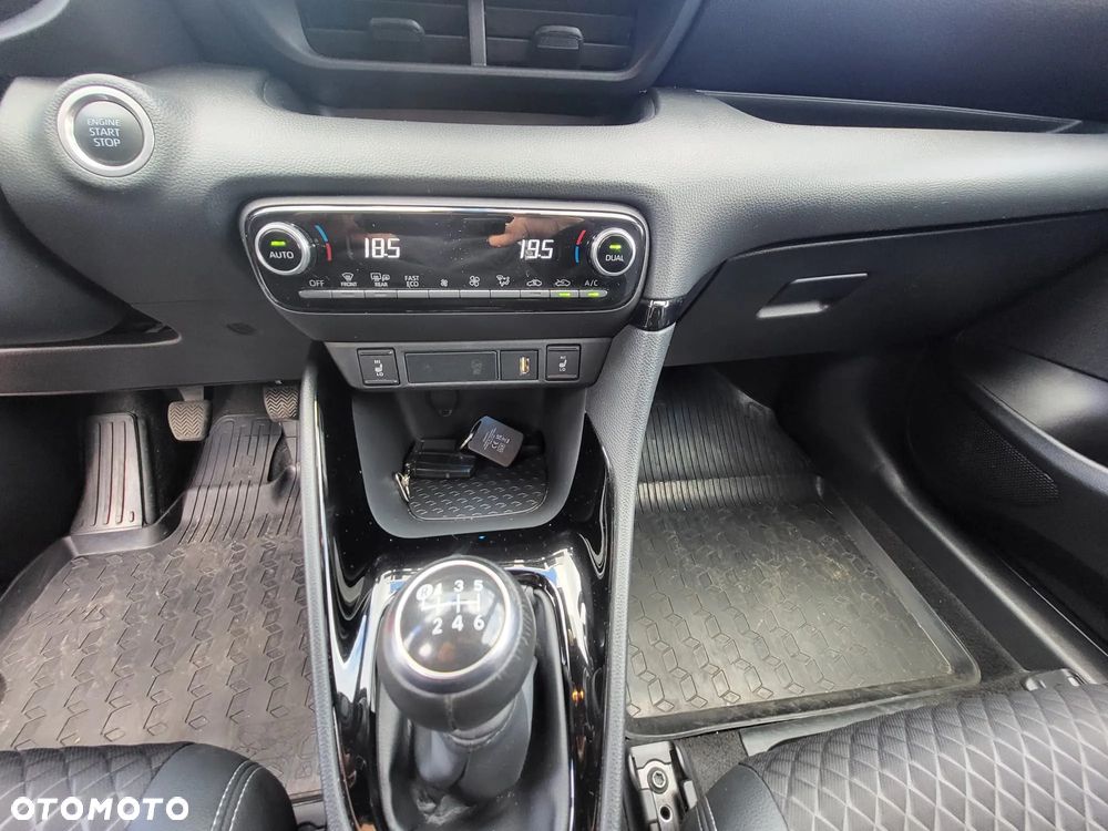 Toyota Yaris - 21