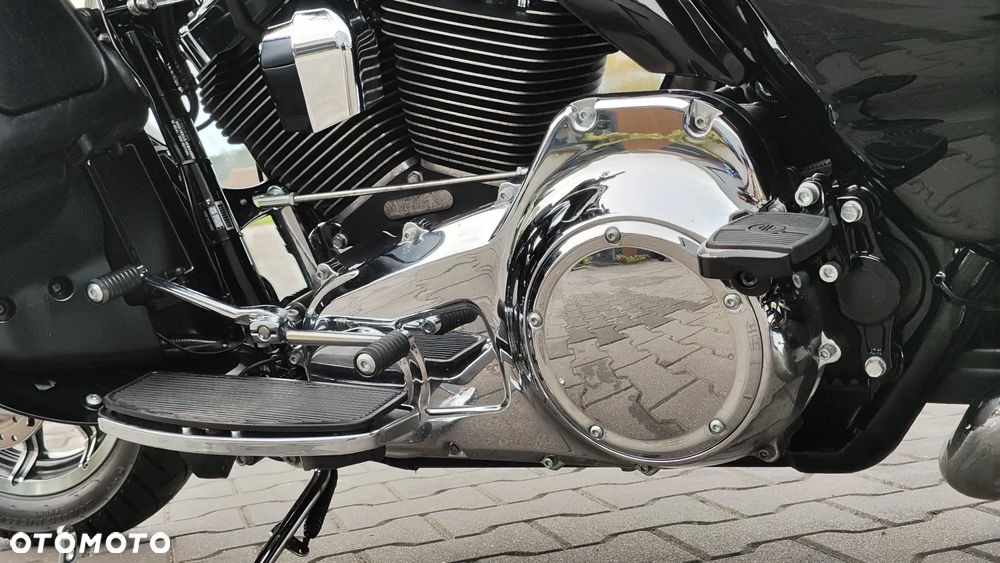 Harley-Davidson Touring Ultra Limited - 21