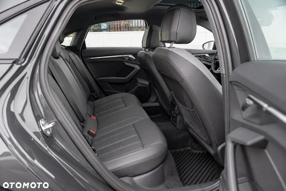 Audi A3 Limousine - 13