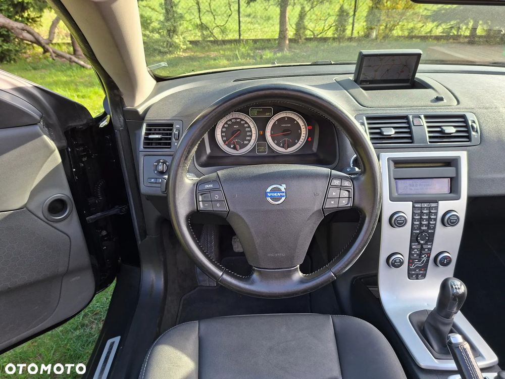 Volvo C70 D3 Momentum - 23