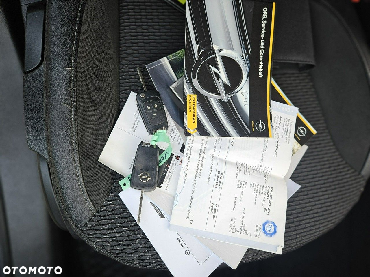 Opel Insignia - 26
