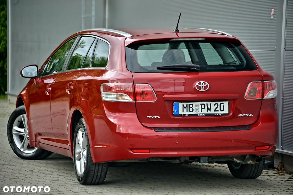 Toyota Avensis 1.8 Premium EU5 MS - 5