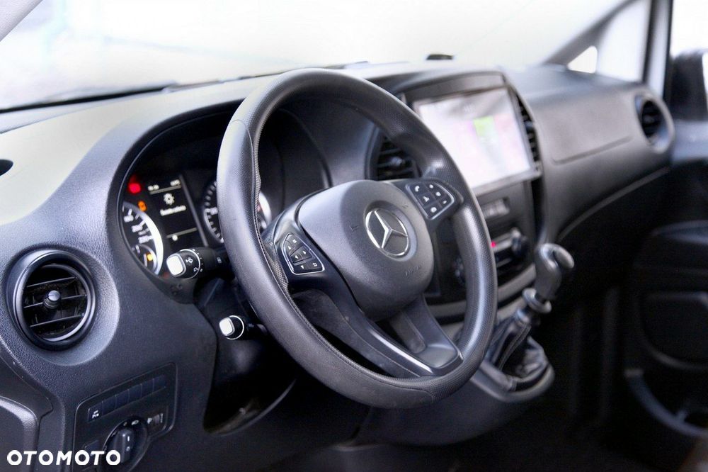 Mercedes-Benz Vito - 15