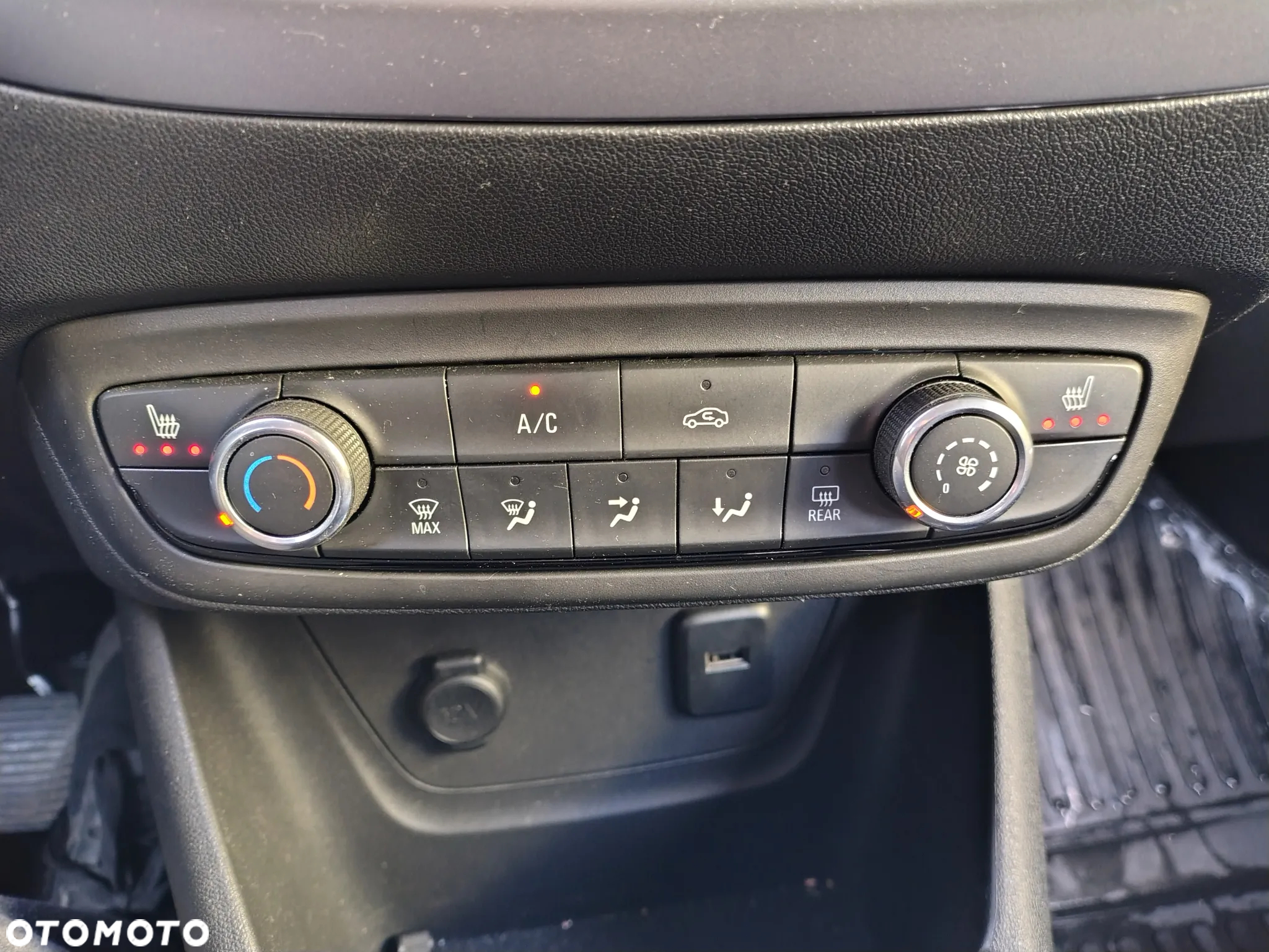Opel Crossland X 1.2 Start/Stop Edition - 30