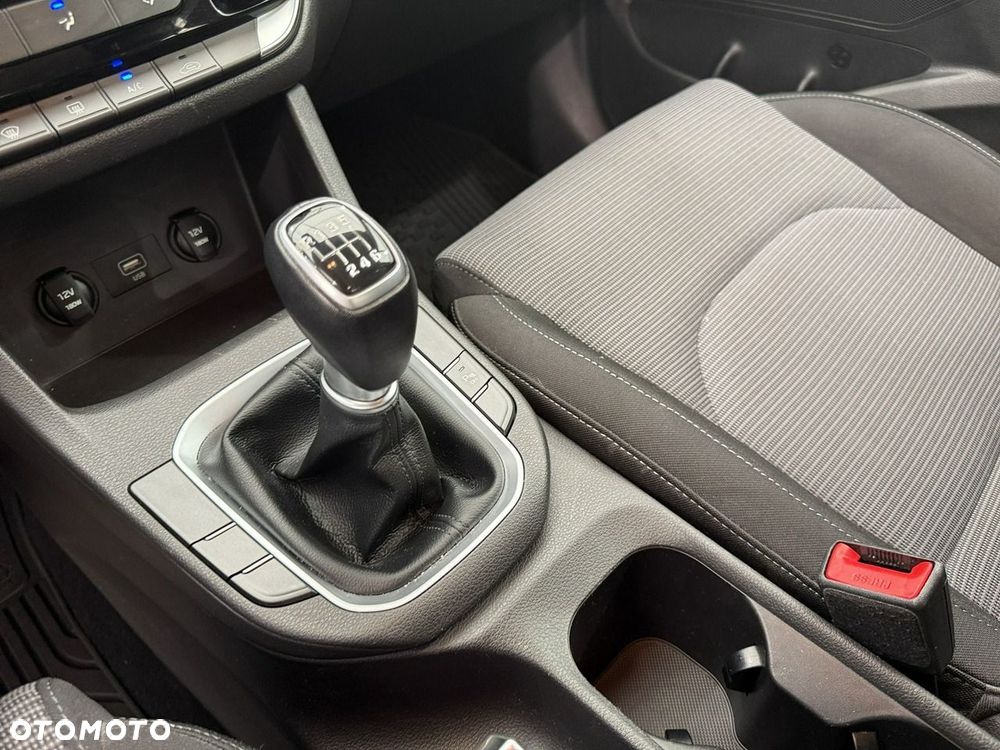 Hyundai i30 - 19