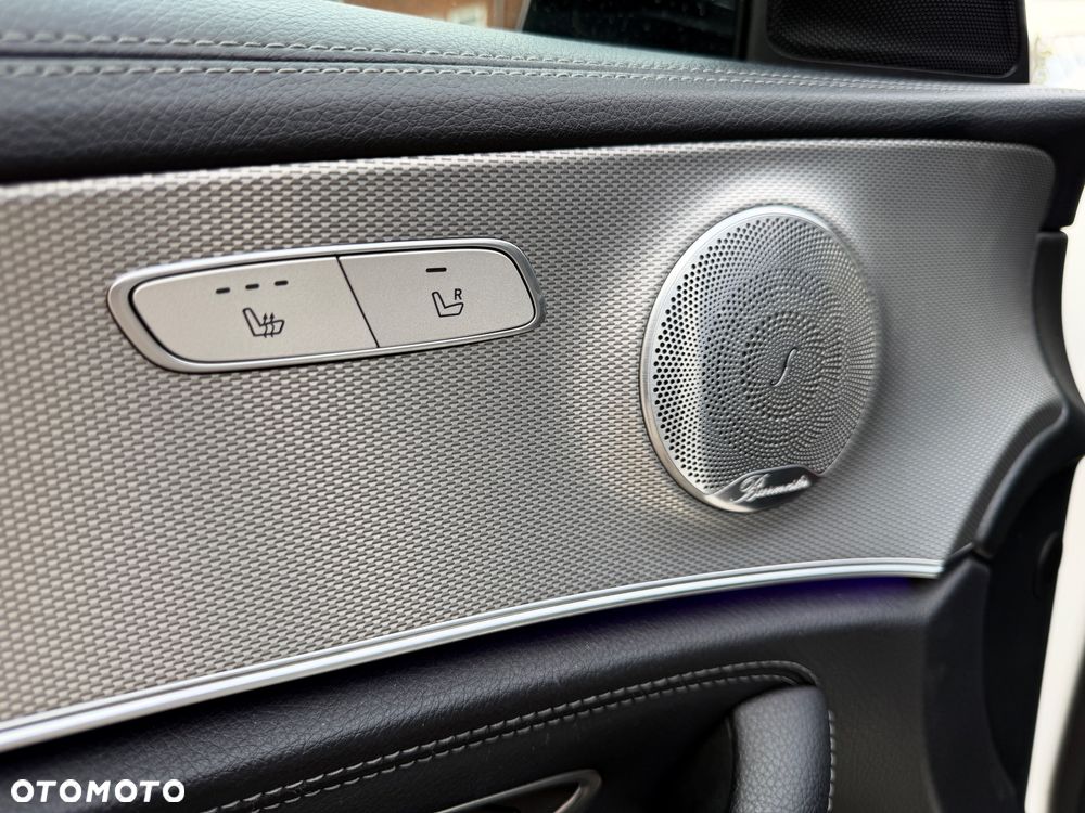 Mercedes-Benz Klasa E 220 d 9G-TRONIC - 15