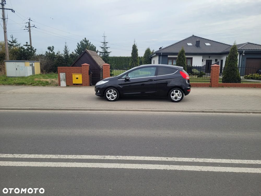 Ford Fiesta 1.6 TDCi Titanium - 2