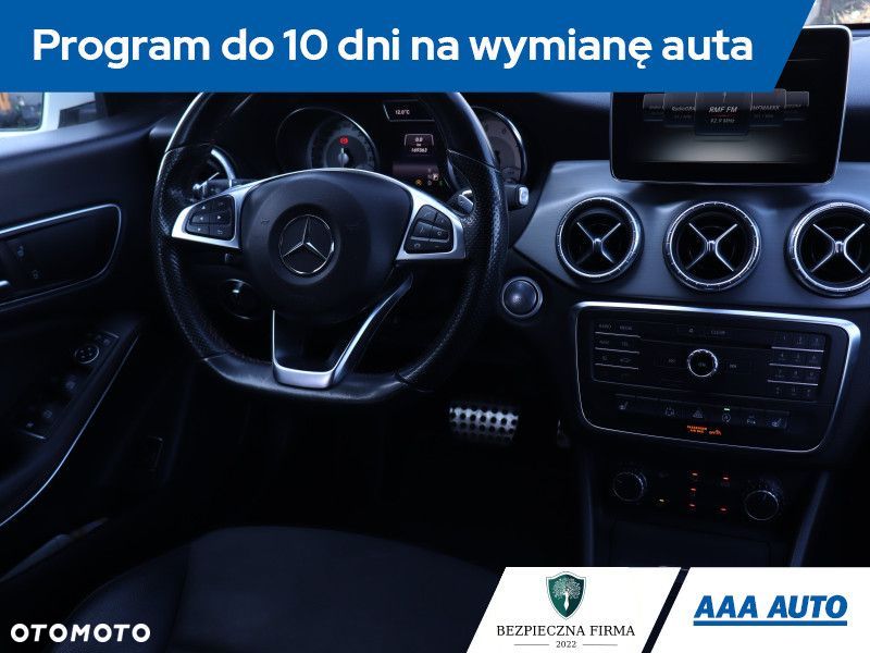 Mercedes-Benz CLA - 8