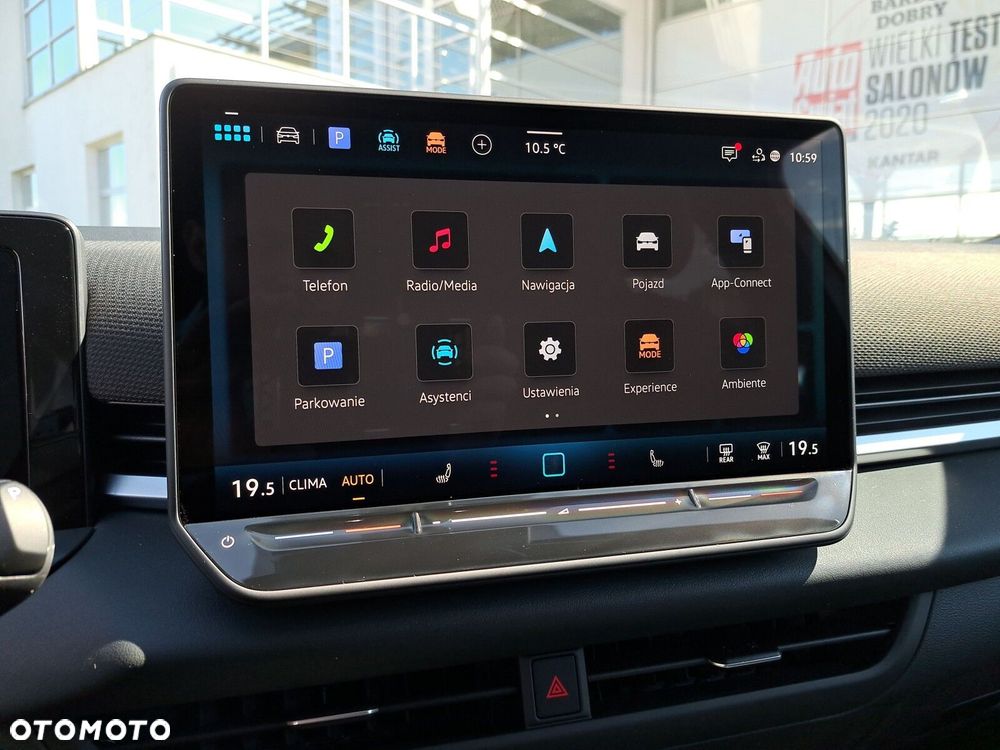 Volkswagen T-Roc 1.5 eTSI Style DSG - 29