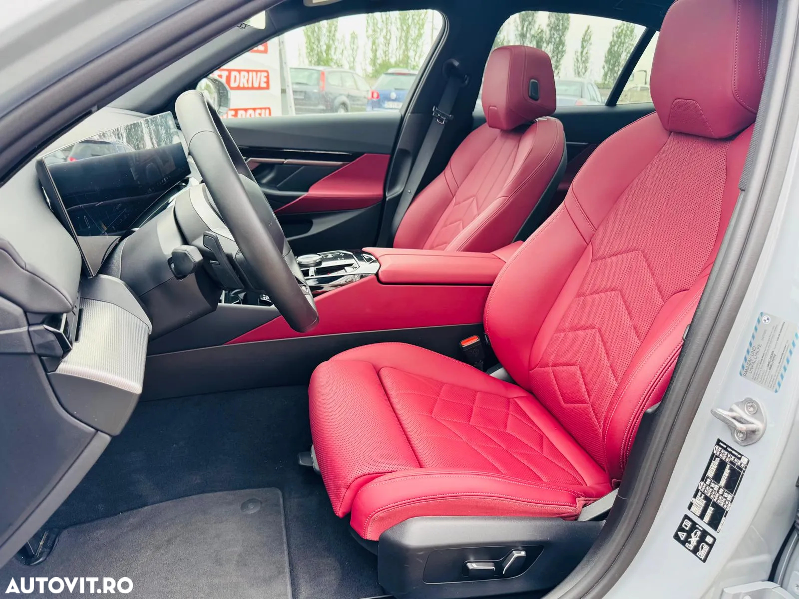 BMW Seria 5 520d xDrive AT MHEV - 10