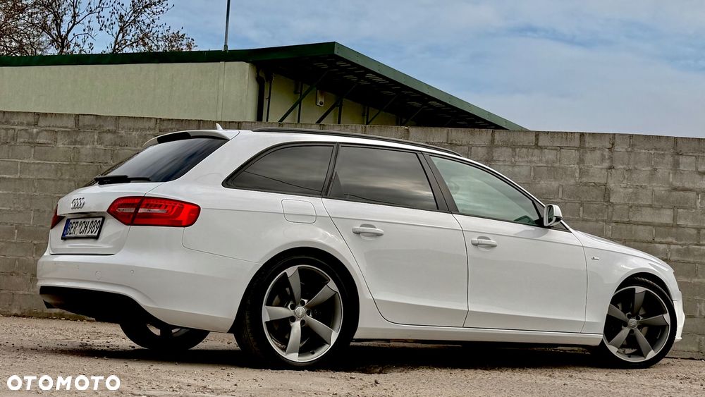 Audi A4 Avant 2.0 TDI DPF clean diesel quattro S line Sportpaket - 17