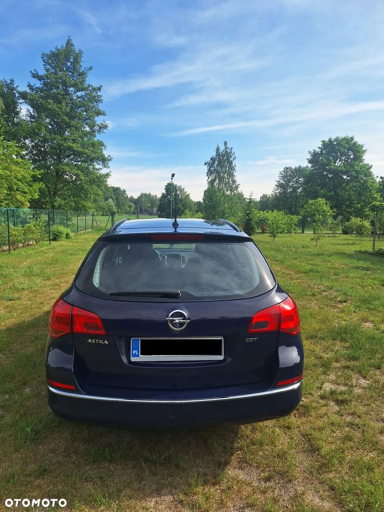 Opel Astra 2015 photo 5