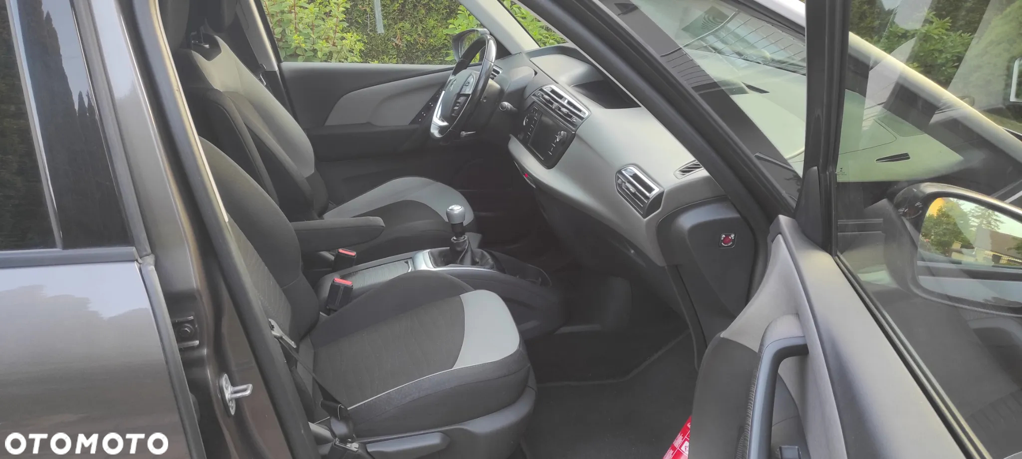 Citroën C4 Grand Picasso e-HDi 115 Attraction - 10
