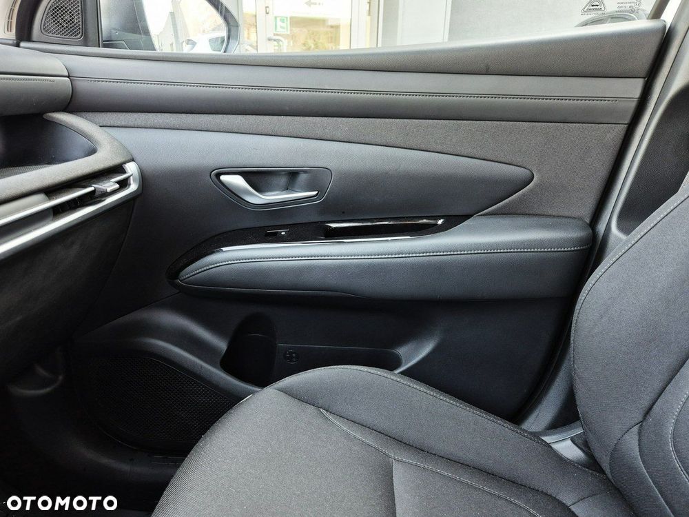 Hyundai Tucson 1.6 T-GDi HEV Smart 2WD - 38