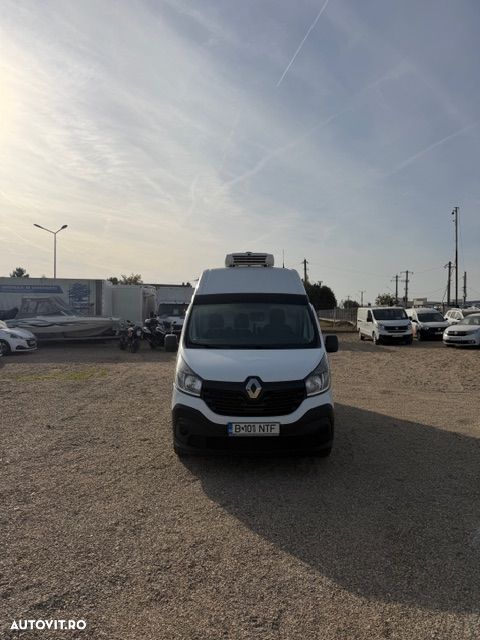 Renault TRAFIC - 1