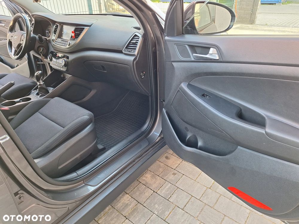 Hyundai Tucson 2.0 CRDi 2WD Trend - 12
