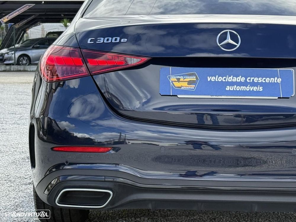 Mercedes-Benz C 300 e AMG Line - 13