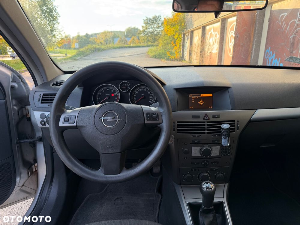 Opel Astra 1.6 Catch me now - 11