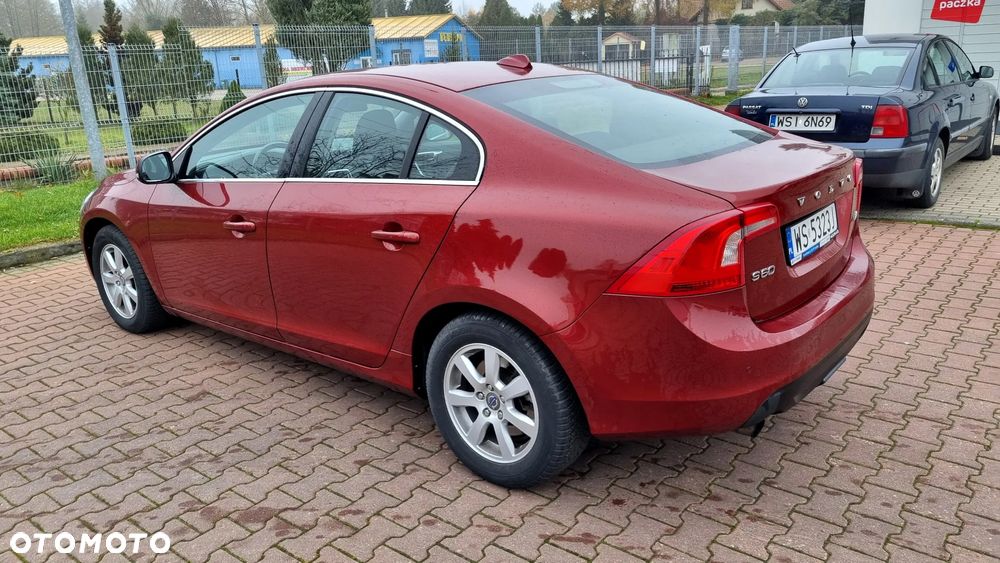 Volvo S60 D3 Geartronic Momentum - 8