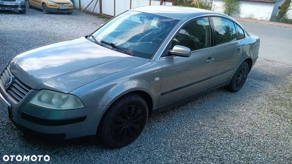 Volkswagen Passat 1.9 TDI Basis - 5