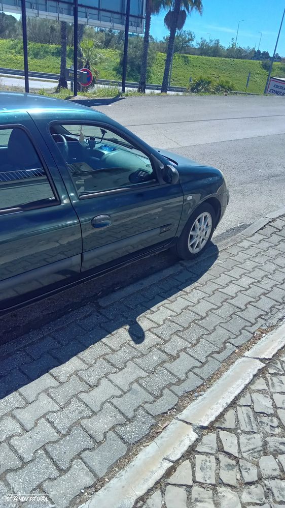 Renault Clio 1.5 dCi Authentique - 3