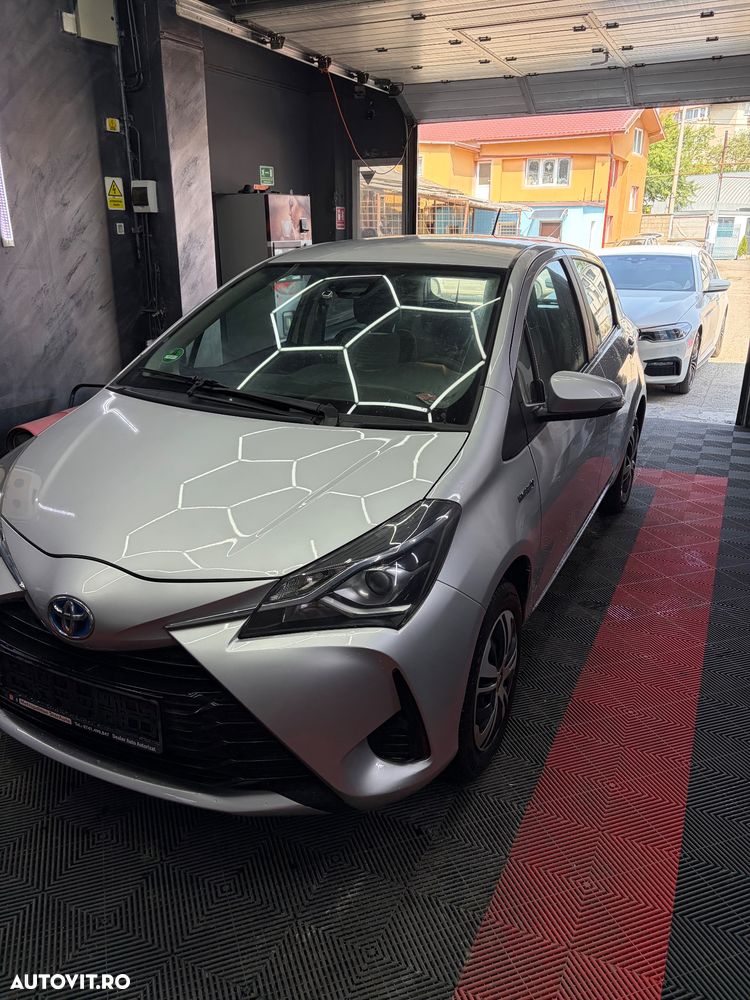 Toyota Yaris 1.5 VVT-i HSD Dynamic - 4