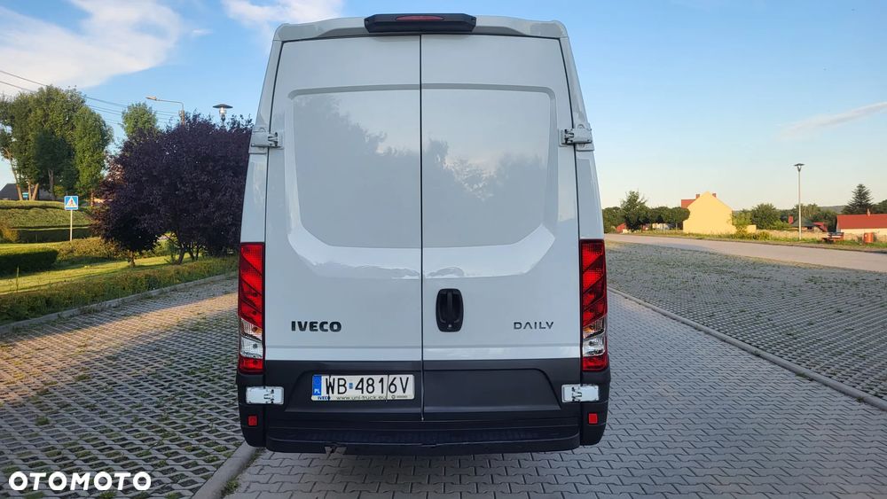 Iveco Daily 35s150 silnik 3.0 L4H2 /  furgon / blaszak / przebieg 83.000/ jeden właściciel krajowy - 6