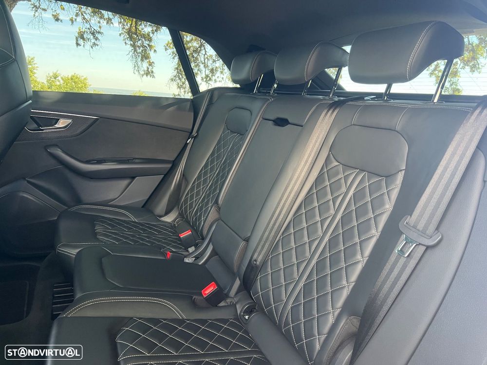 Audi SQ8 TFSI quattro Tiptronic - 14