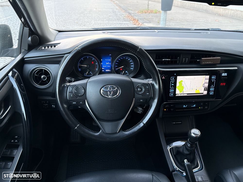 Toyota Auris Touring Sports 1.4 D-4D C.+P.Sport +TSS+Navi - 12