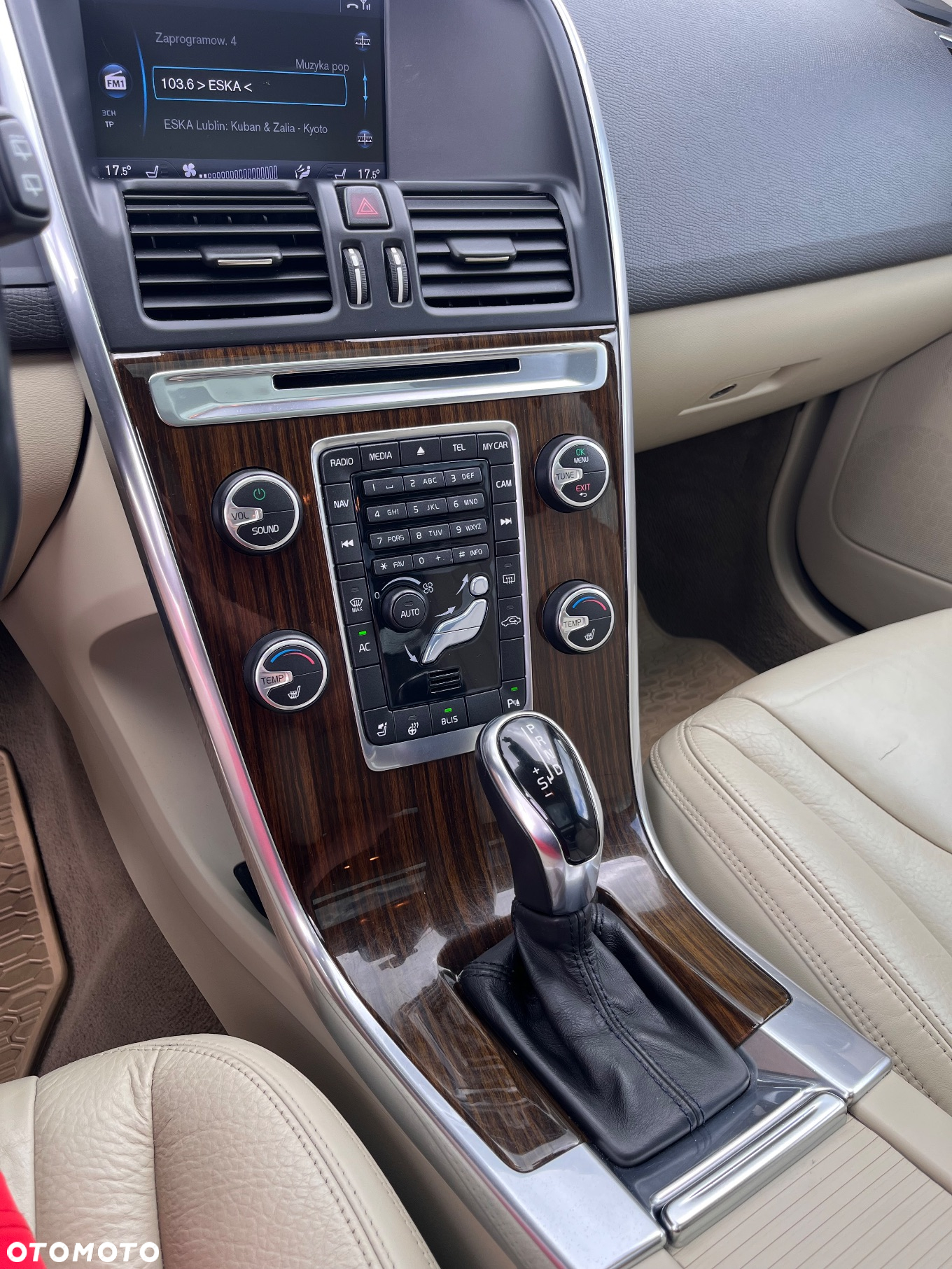Volvo XC 60 T6 AWD Kinetic - 18