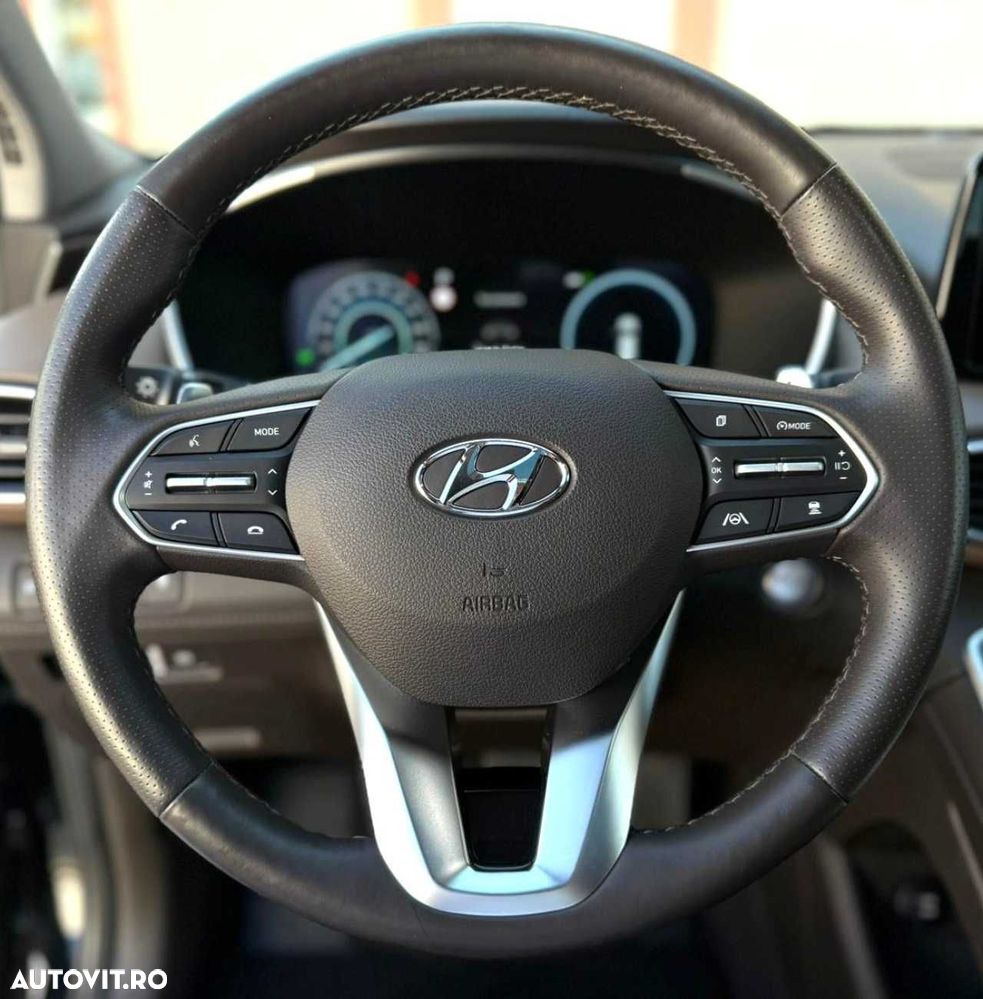 Hyundai Santa Fe - 24
