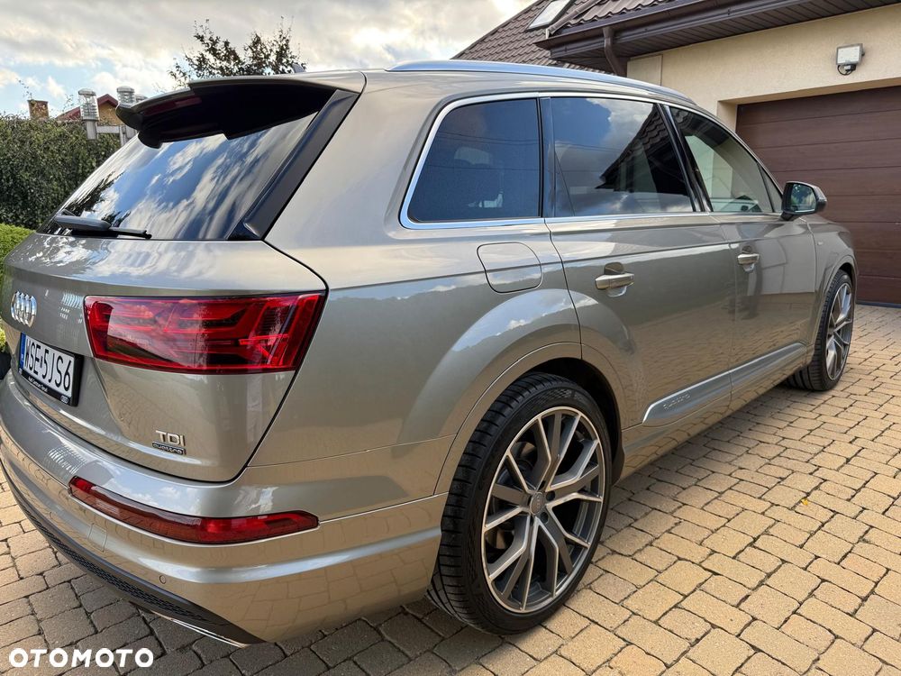 Audi Q7 - 4