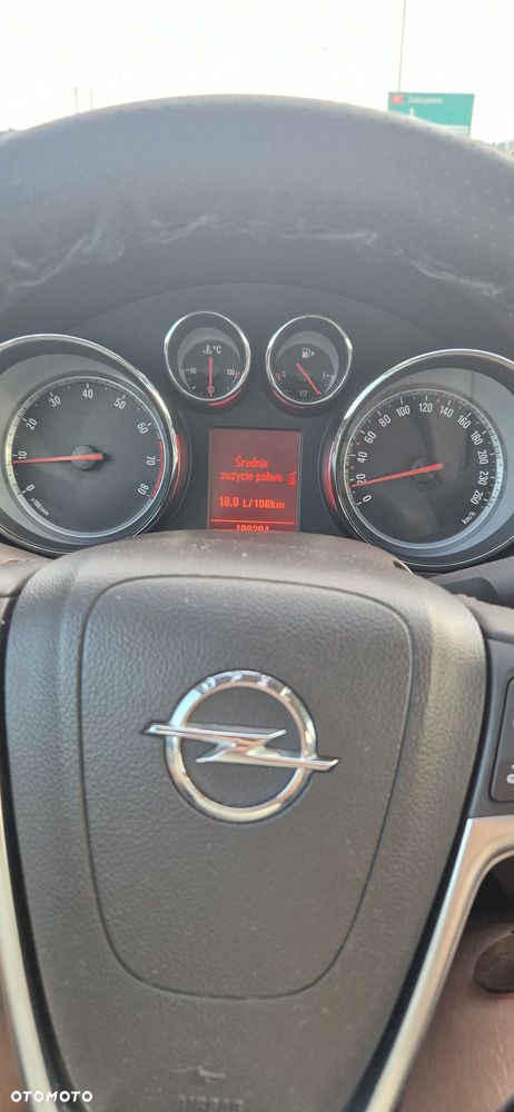 Opel Insignia 2.0 T Cosmo 4x4 - 12