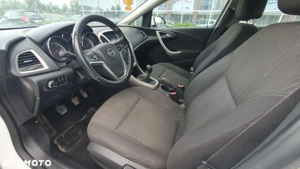 Opel Astra - 9