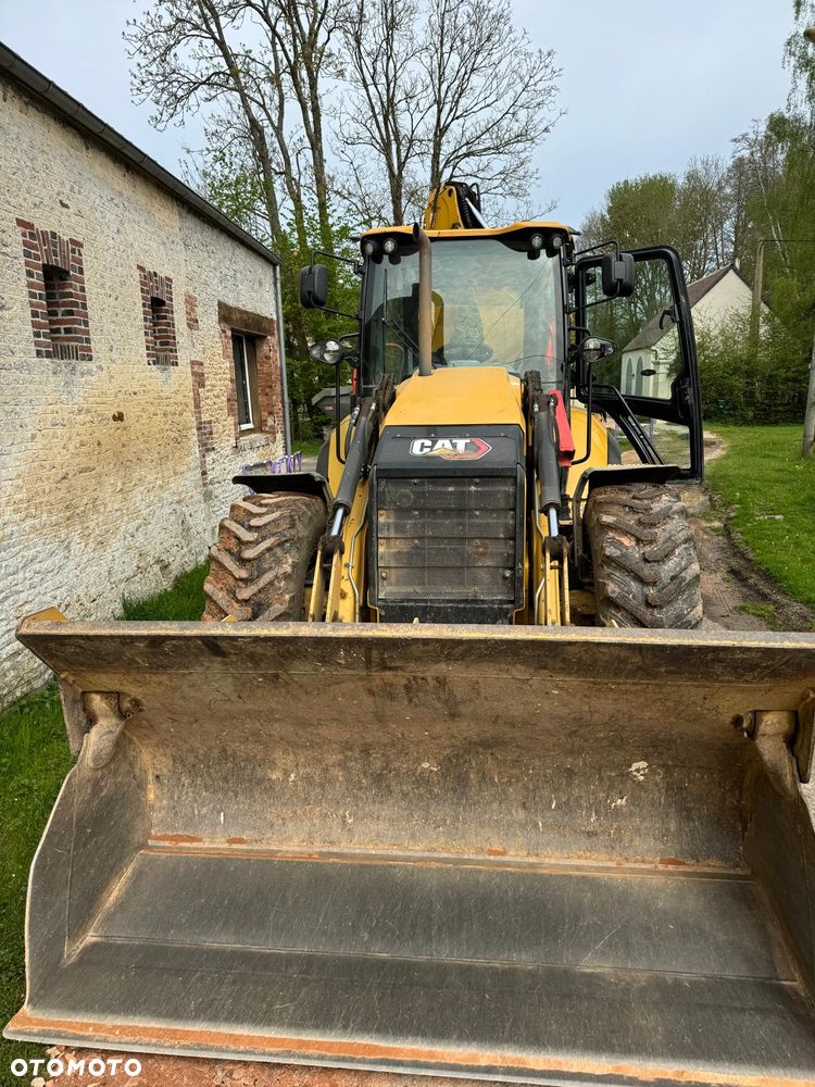 Caterpillar 444 - 9