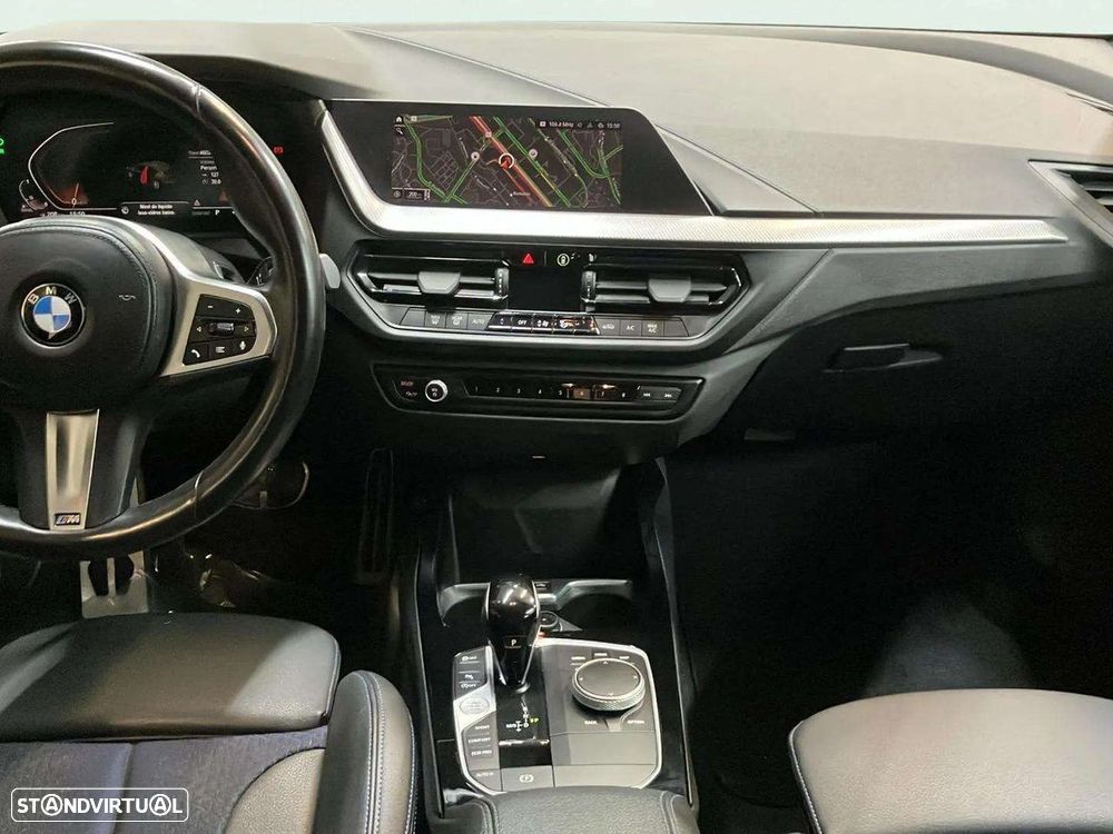 BMW 116 d Pack Desportivo M Auto - 10