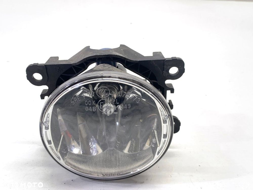 HALOGEN PRAWY PRZÓD  DACIA LOGAN II 2012 - 2022 1.0 SCe 75 54 kW [73 KM] benzyna 2017 - 2022 - 1