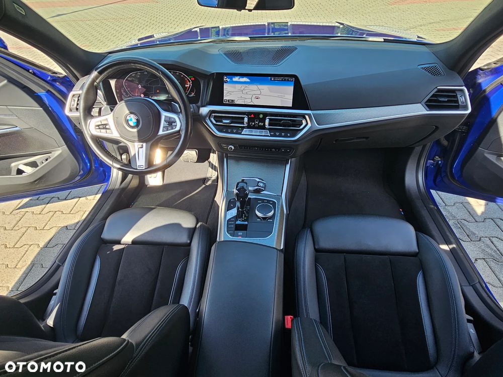 BMW Seria 3 320d xDrive M Sport - 14