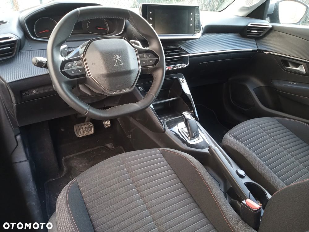 Peugeot 208 1.2 PureTech Active Pack S&S EAT8 - 6