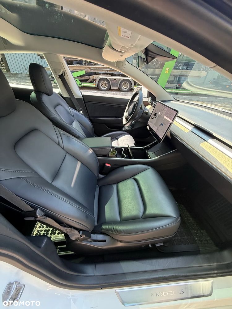 Tesla Model 3 Performance AWD - 6