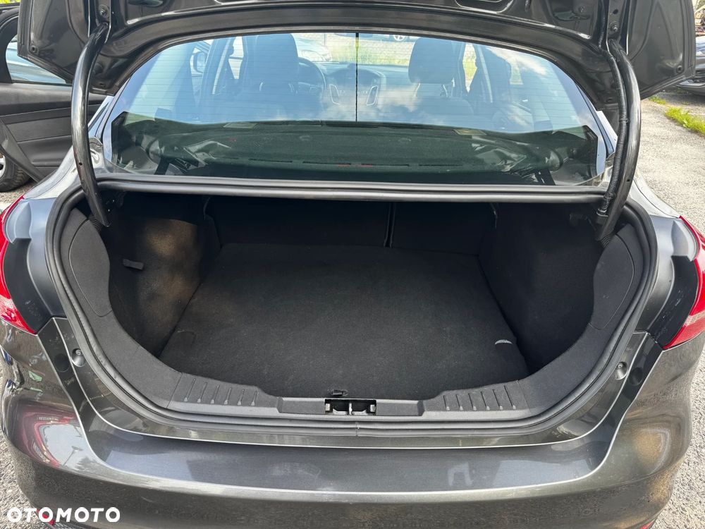 Ford Focus 1.6 Trend - 11