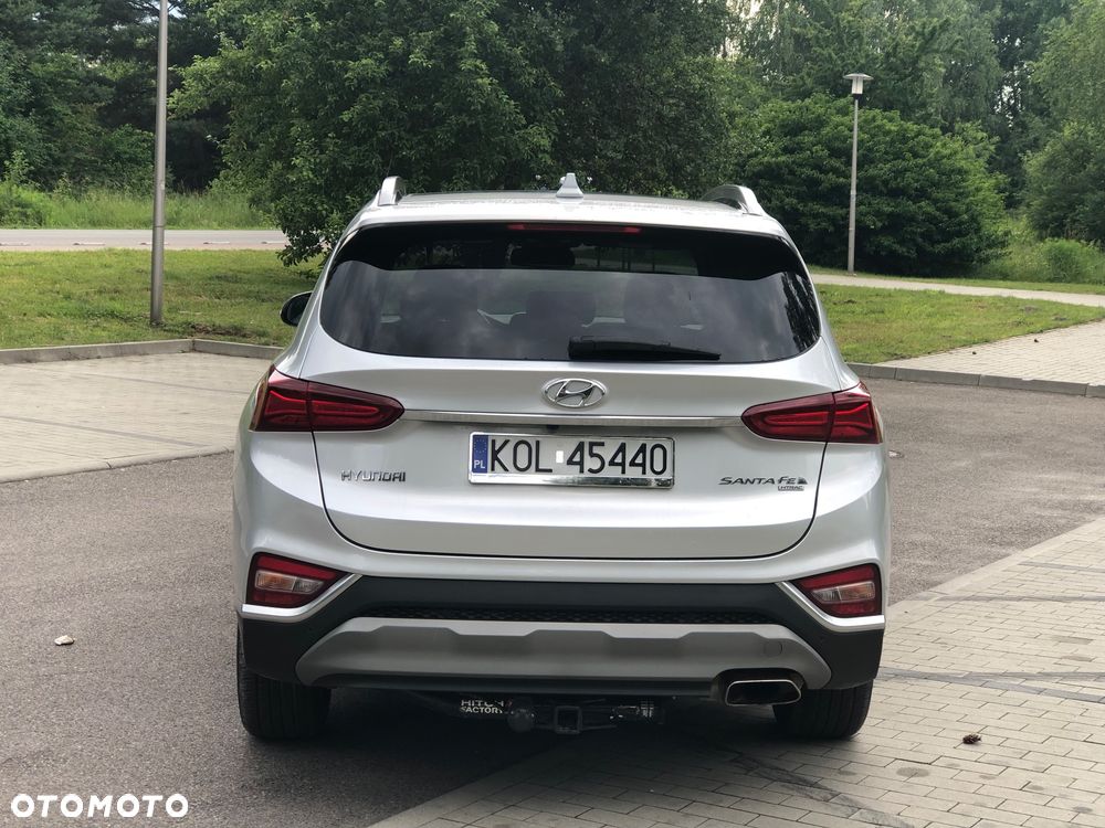 Hyundai Santa Fe - 4