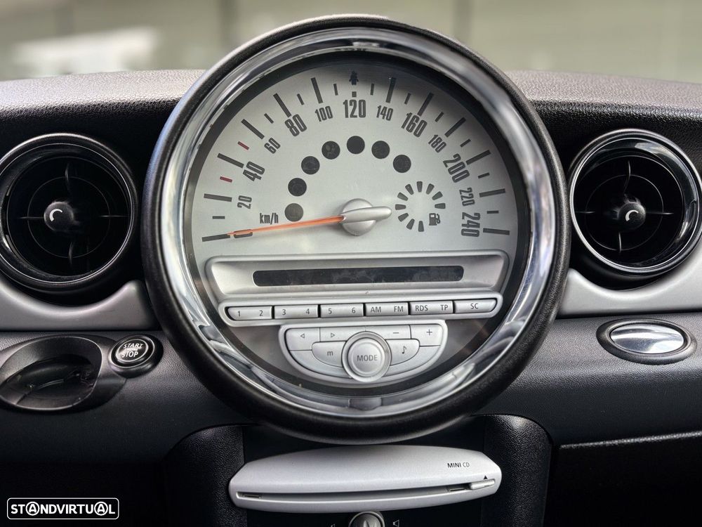 MINI Clubman Cooper D - 14