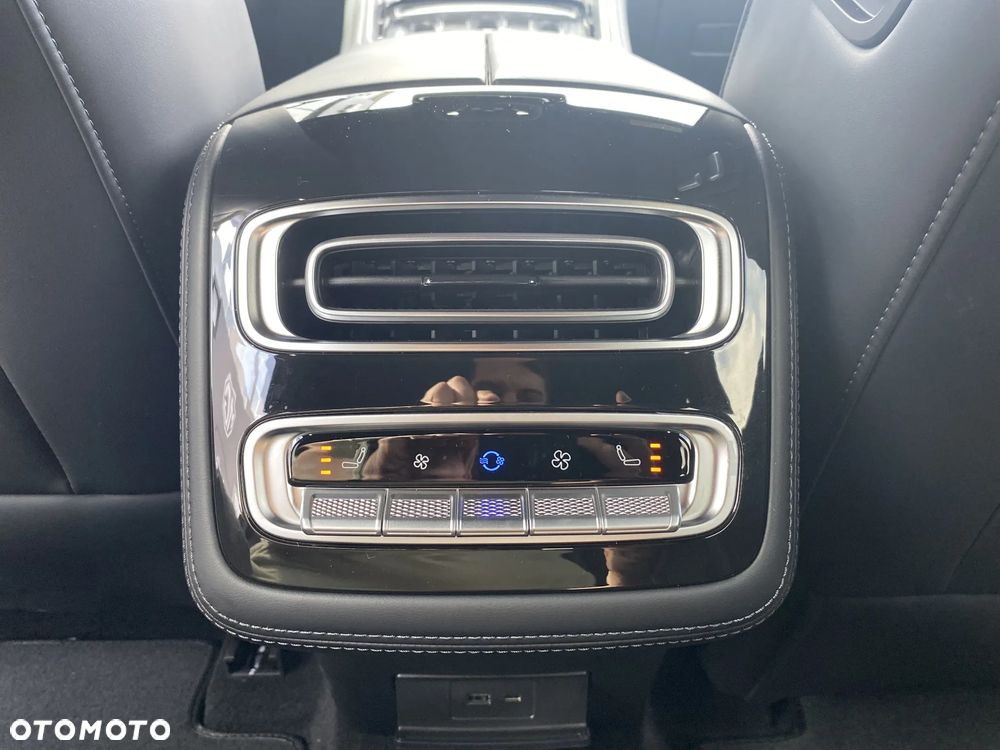 Omoda 9 1.5 Super Hybrid Exclusive AWD - 29